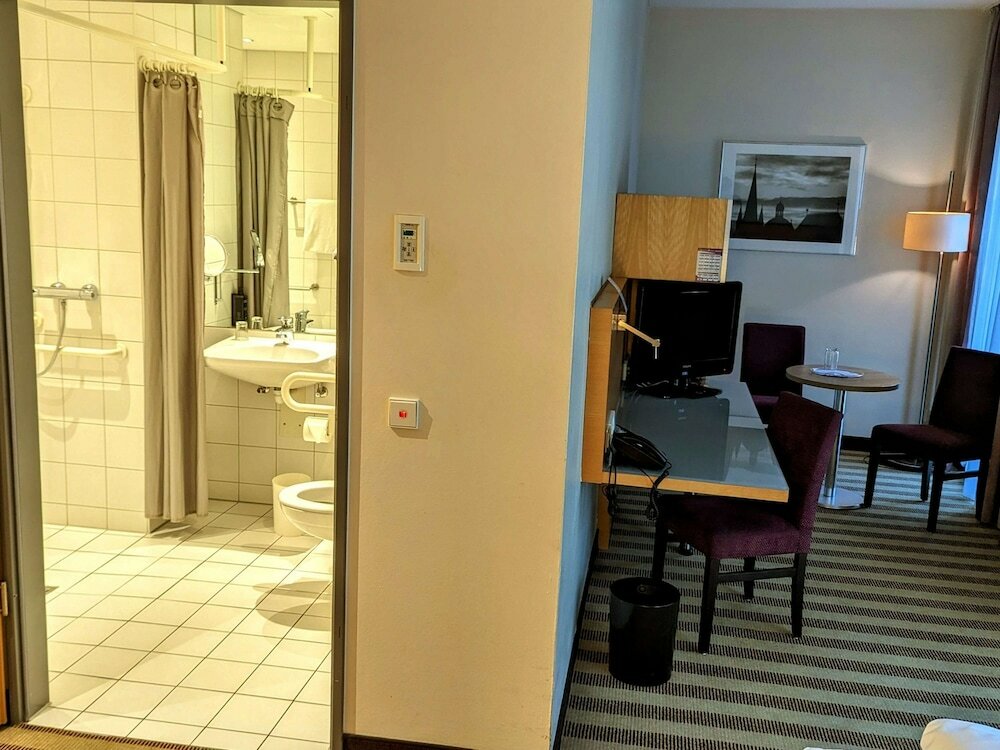 Фото Mercure Hotel Aachen am Dom