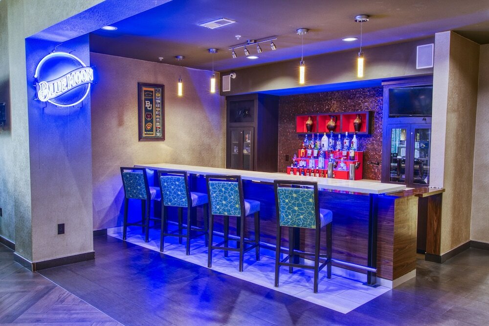 Фото Comfort Suites Waco North - Near University Area