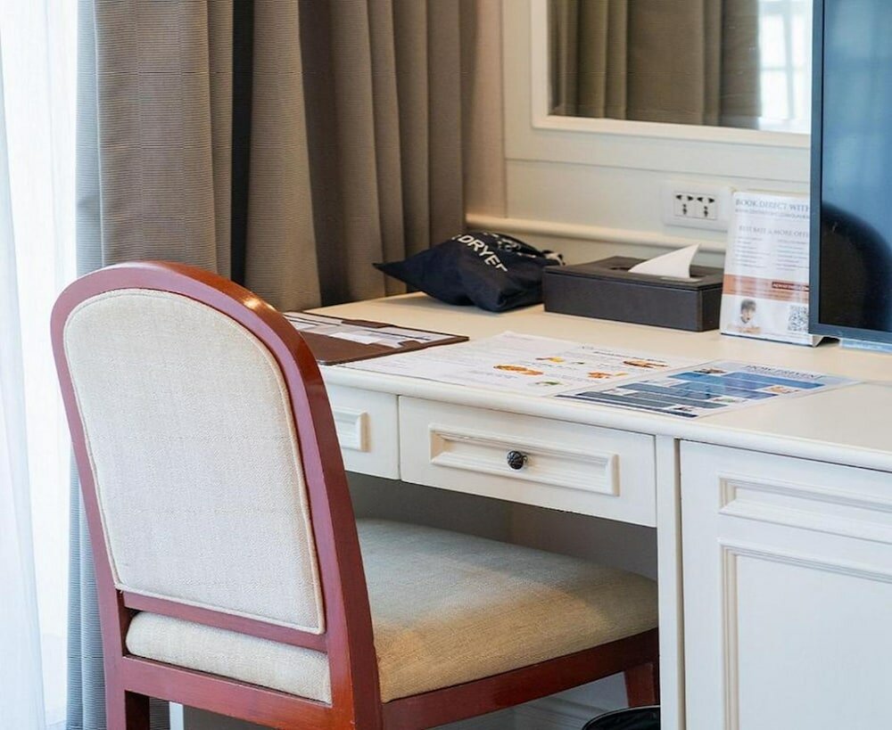 Фото Centre Point Sukhumvit 10