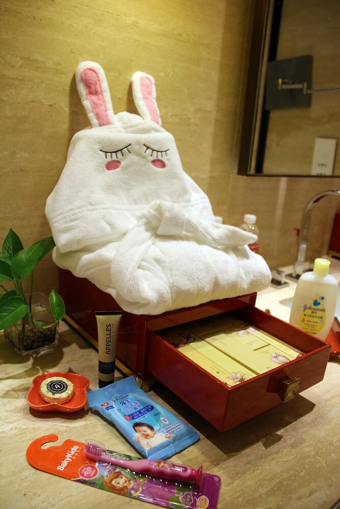 Фото Hualuxe Shanghai Twelve at Hengshan