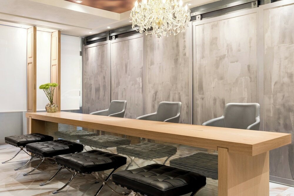 Фото Renaissance Paris Vendome Hotel