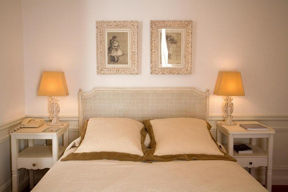 Фото Pavillon Henri IV