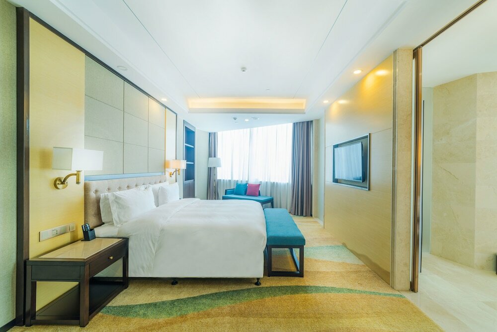 Фото Hundred Hotel