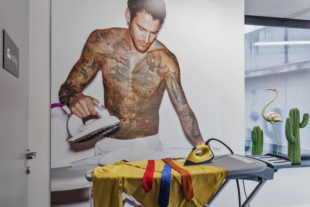 Фото Moxy Frankfurt City Center