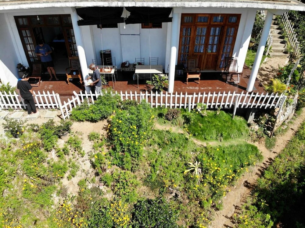 Фото Zircon Ella