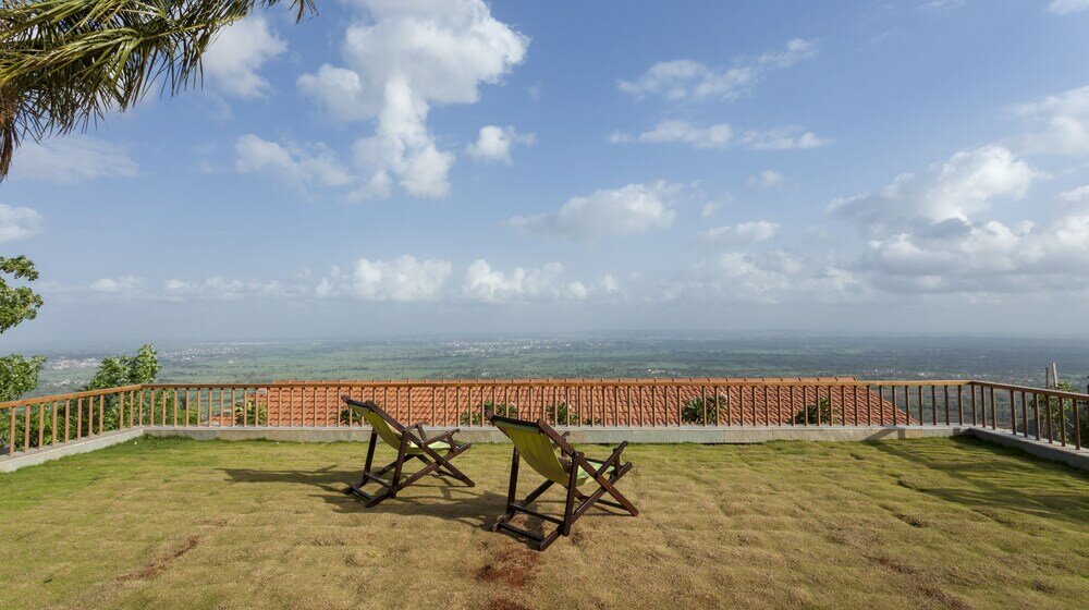 Фото Nisarg Resort