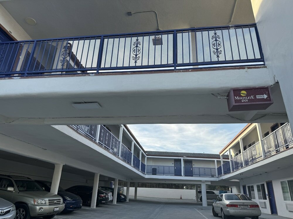 Фото Moonlite Inn Redondo Beach