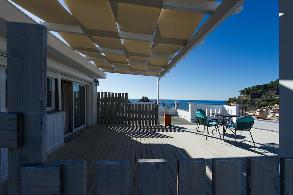 Фото San Nectarios Hotel