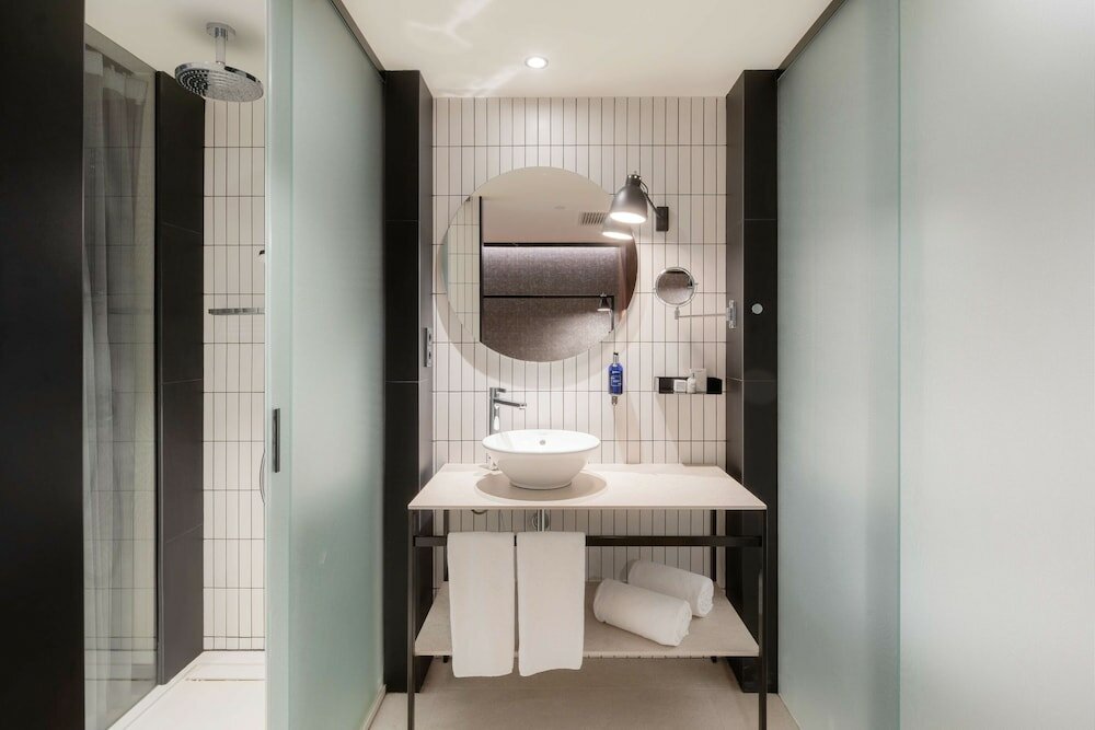 Фото Radisson Blu 1882 Hotel, Barcelona Sagrada Familia