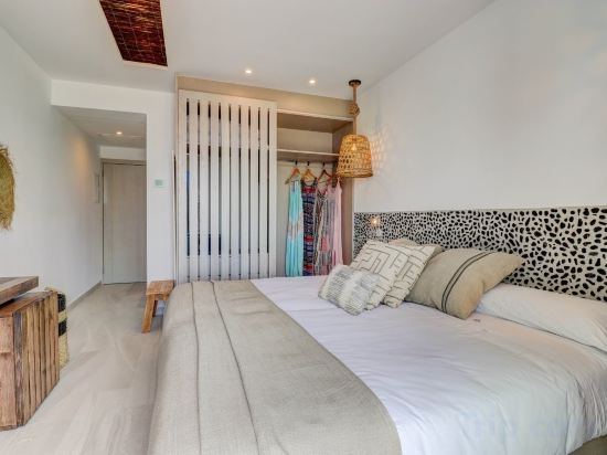 Фото Hoposa Pollentia - Adults Only