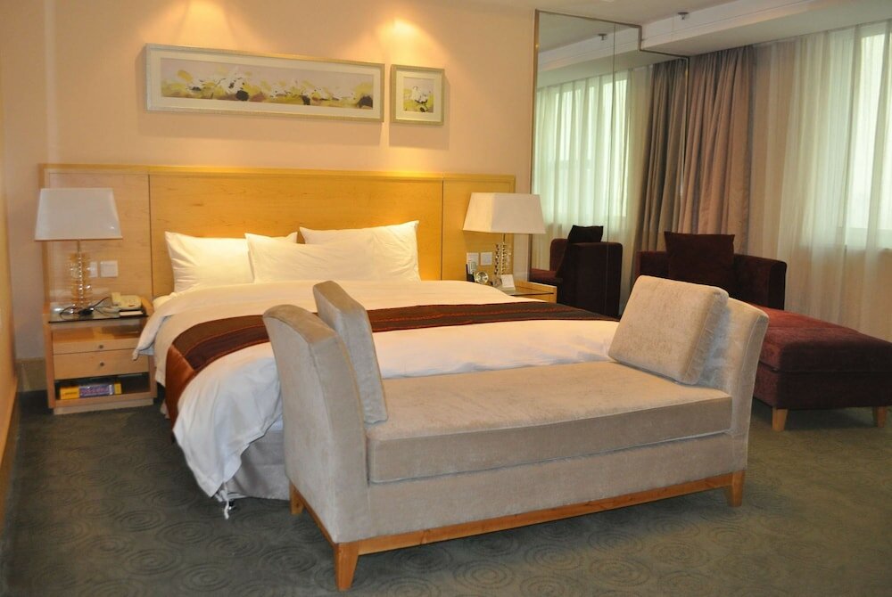 Фото Ramada Plaza Shenyang City Center