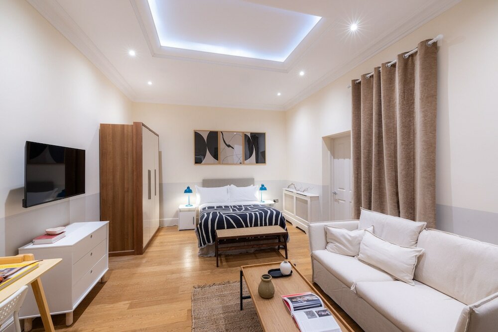 Фото The Courtfield