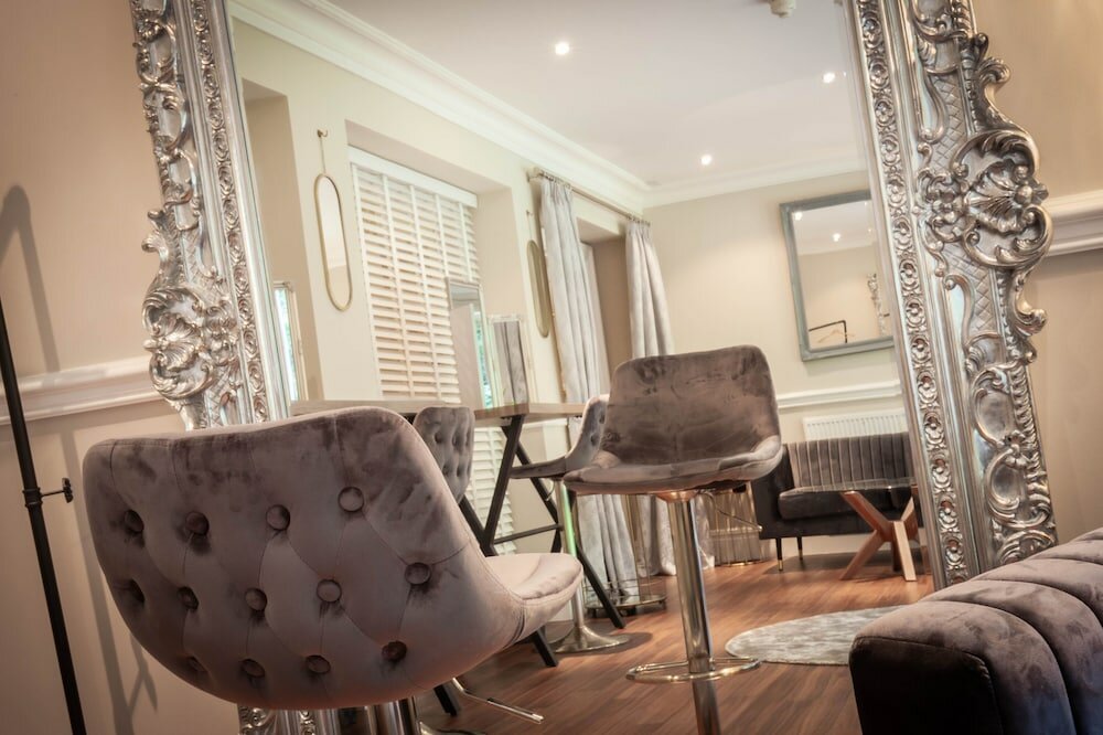 Фото The Dower House Hotel