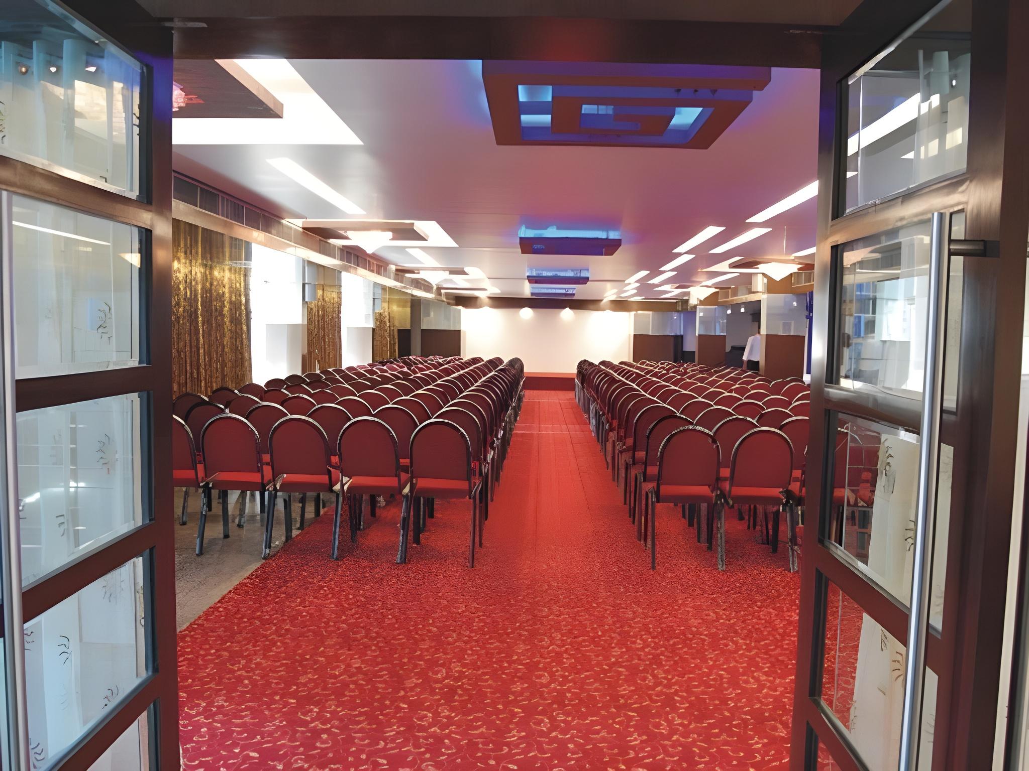 Фото Sapphire Regency