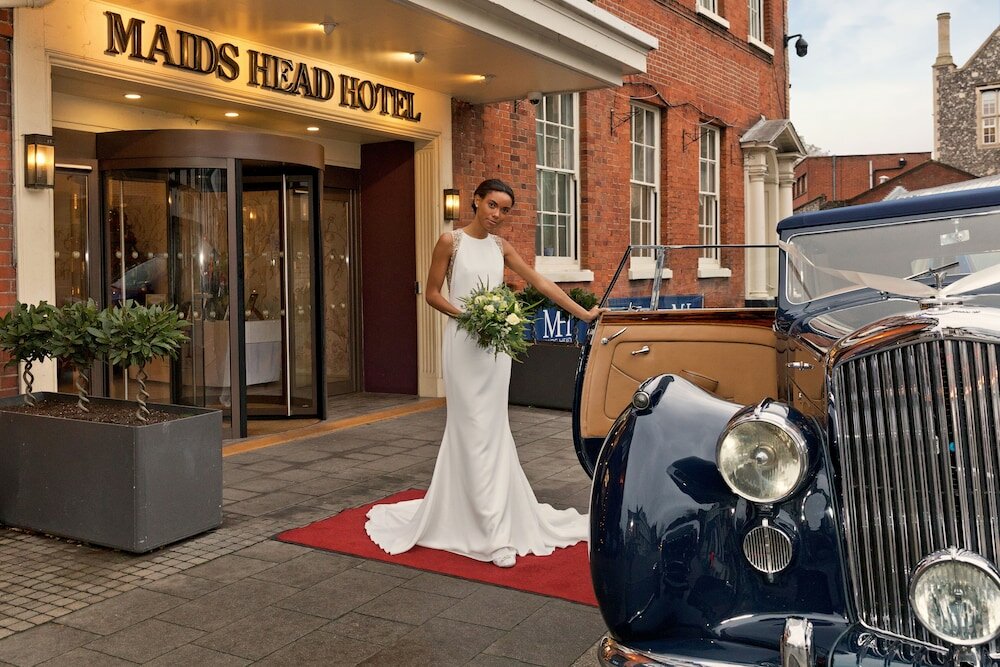 Фото The Maids Head Hotel