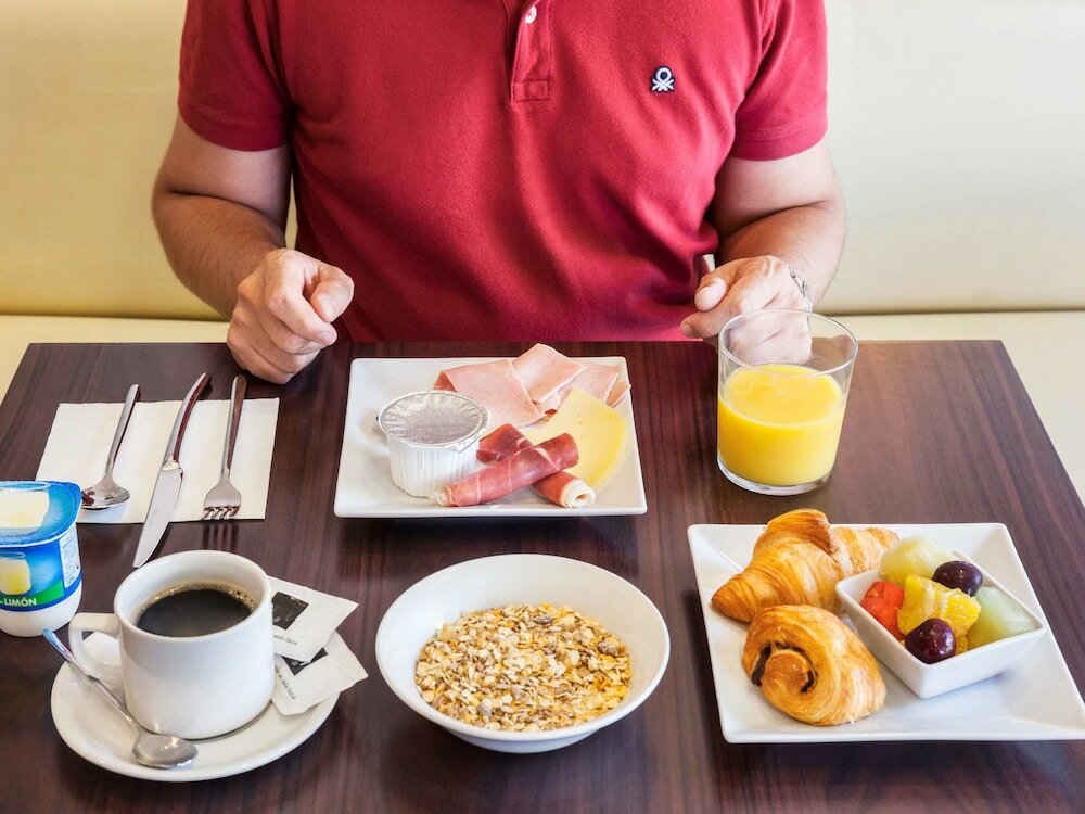 Фото ibis Barcelona Ripollet