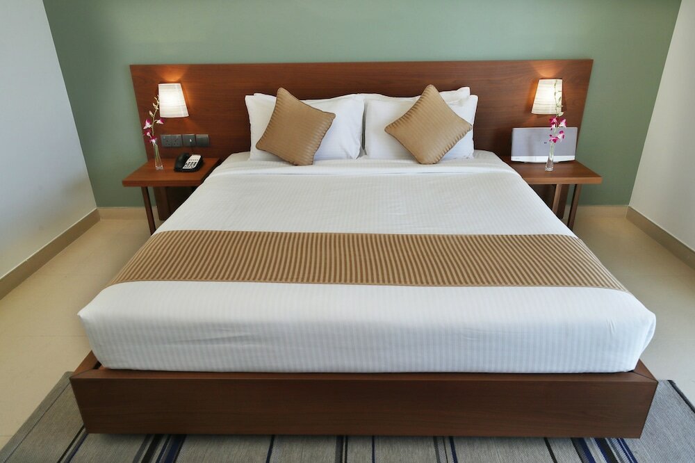 Фото Al Bander Hotel & Resort