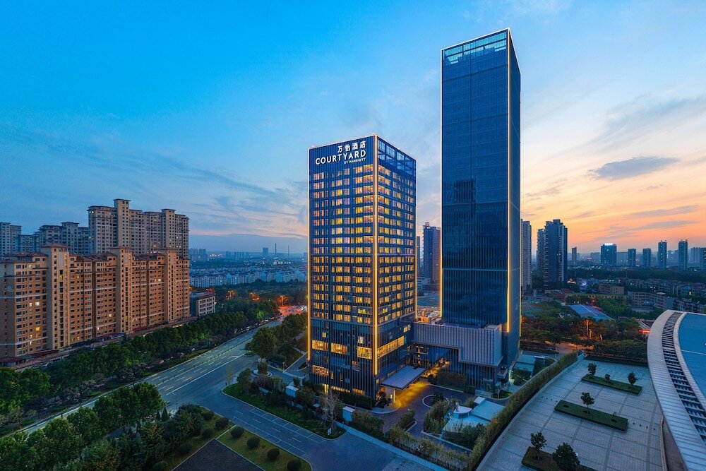 Фото Courtyard by Marriott Luoyang