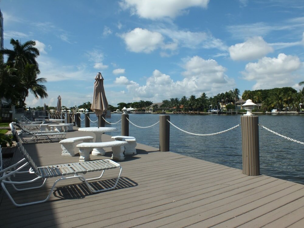 Фото Holiday Isle Yacht Club