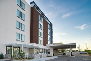 Гостиница Springhill Suites Kansas City Northeast
