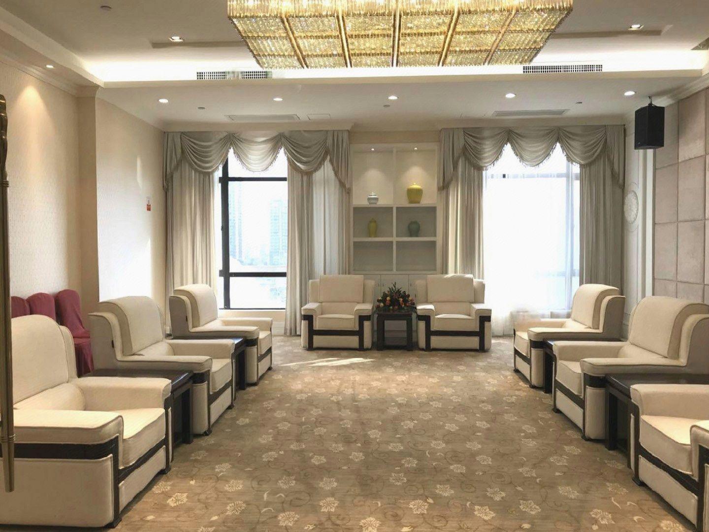 Фото RongJiang hotel