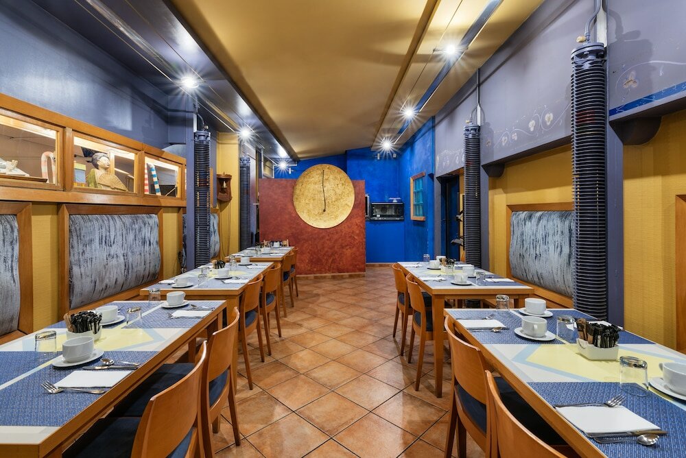 Фото Hotel Quindos