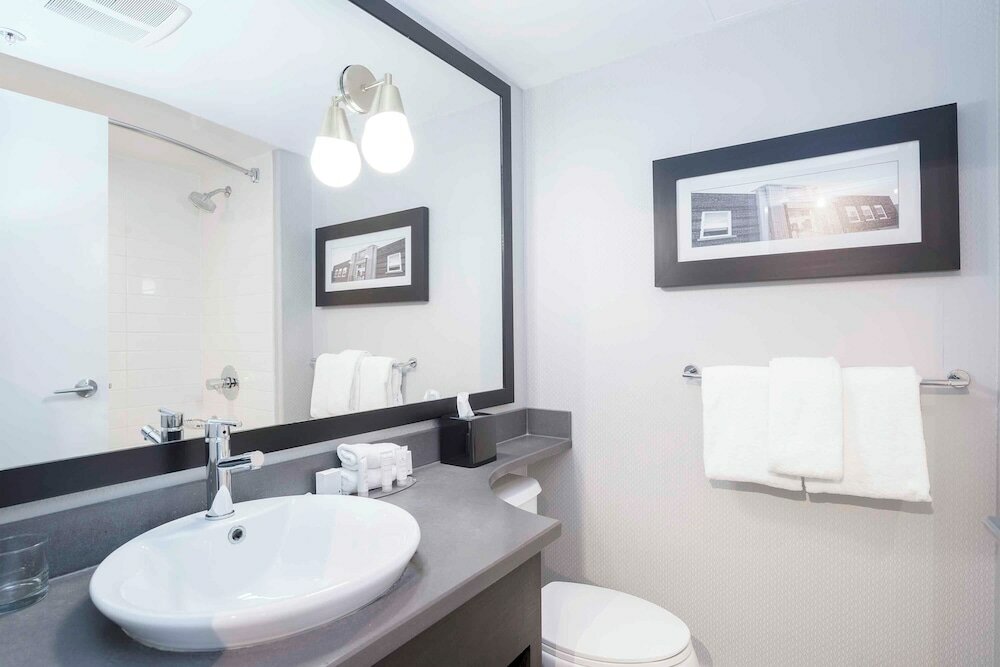 Фото Sandman Signature Prince George Hotel