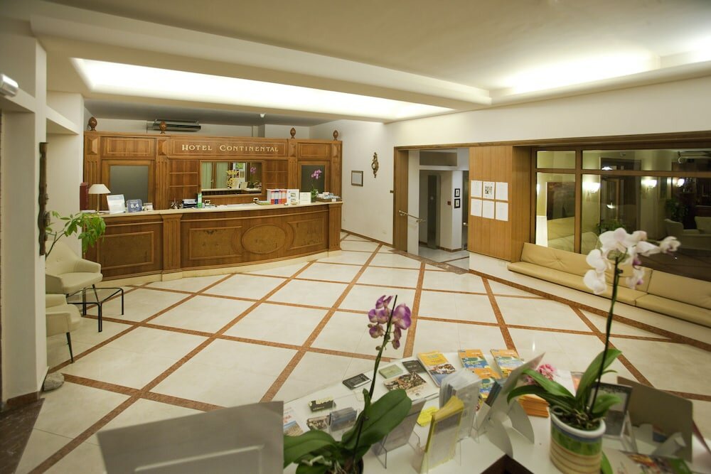 Фото Hotel Continental