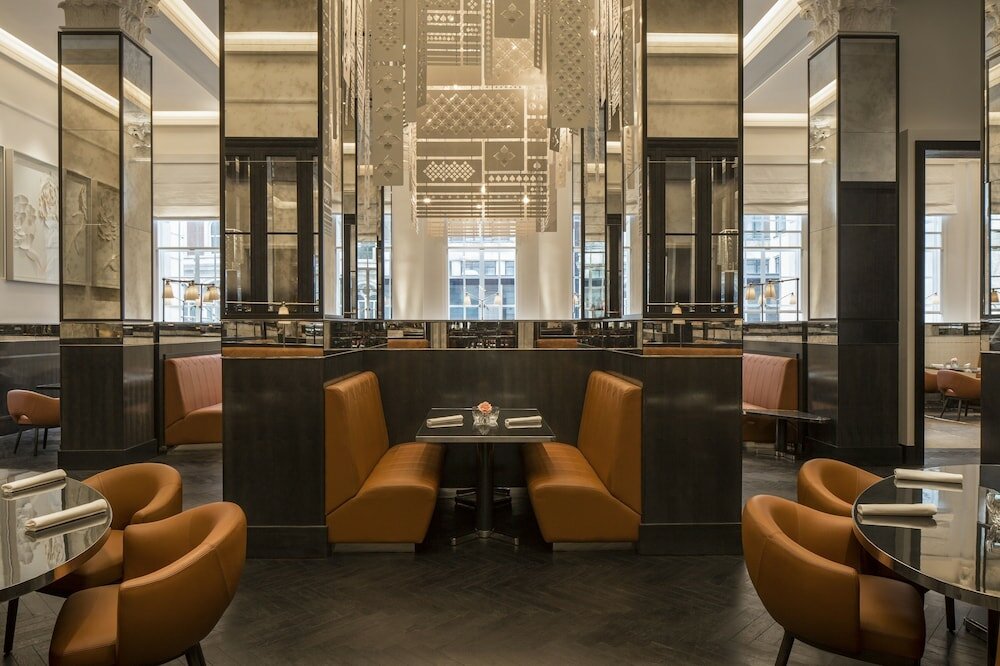 Фото Four Seasons Hotel London at Ten Trinity Square