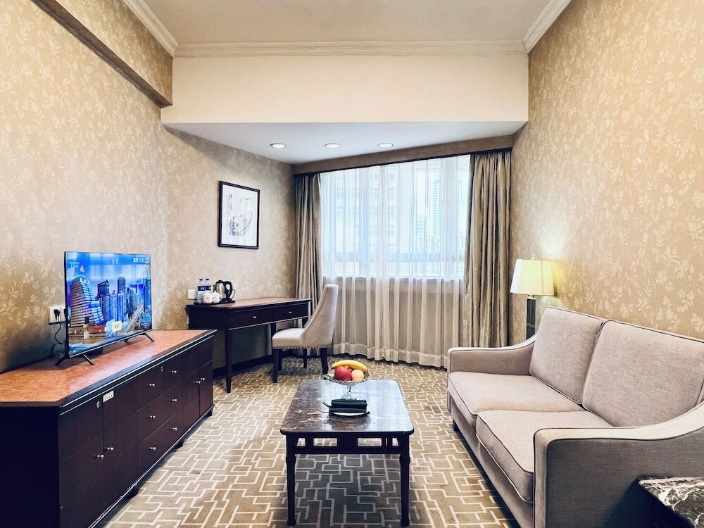 Фото Century Plaza Hotel