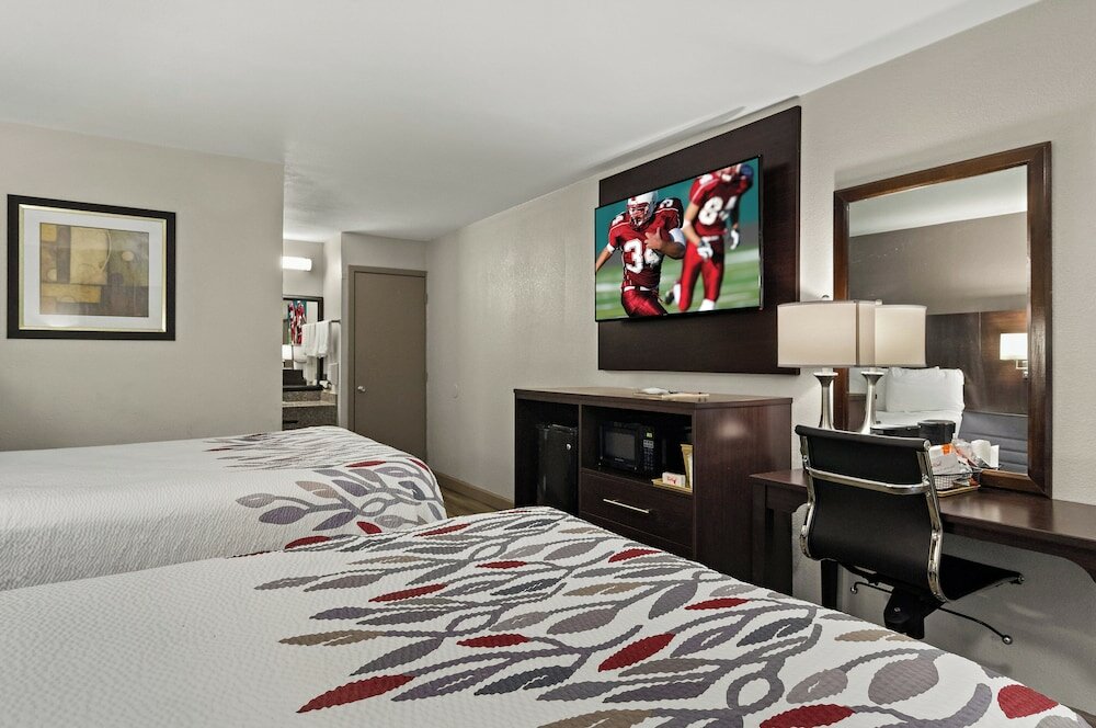 Фото Red Roof Inn Baldwin