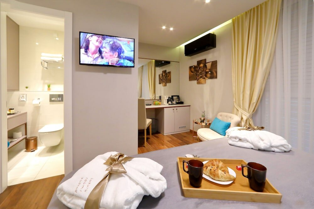 Фото Luxury Rooms Kadena