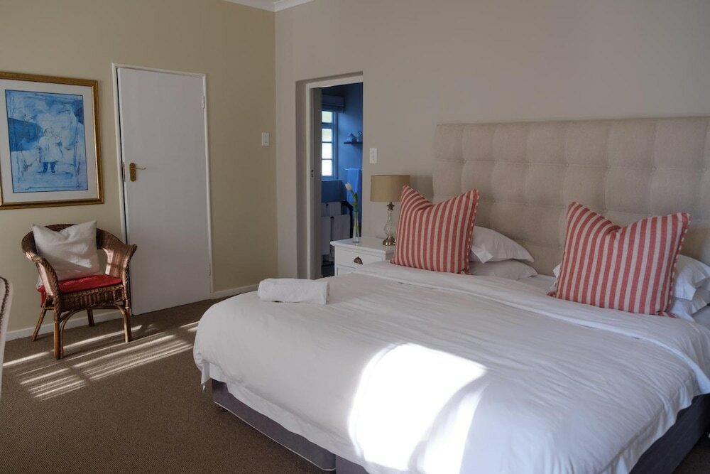Фото White Lodge Constantia Guest House
