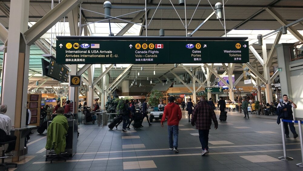 Фото Yvr Vickie’s Bed and Breakfast