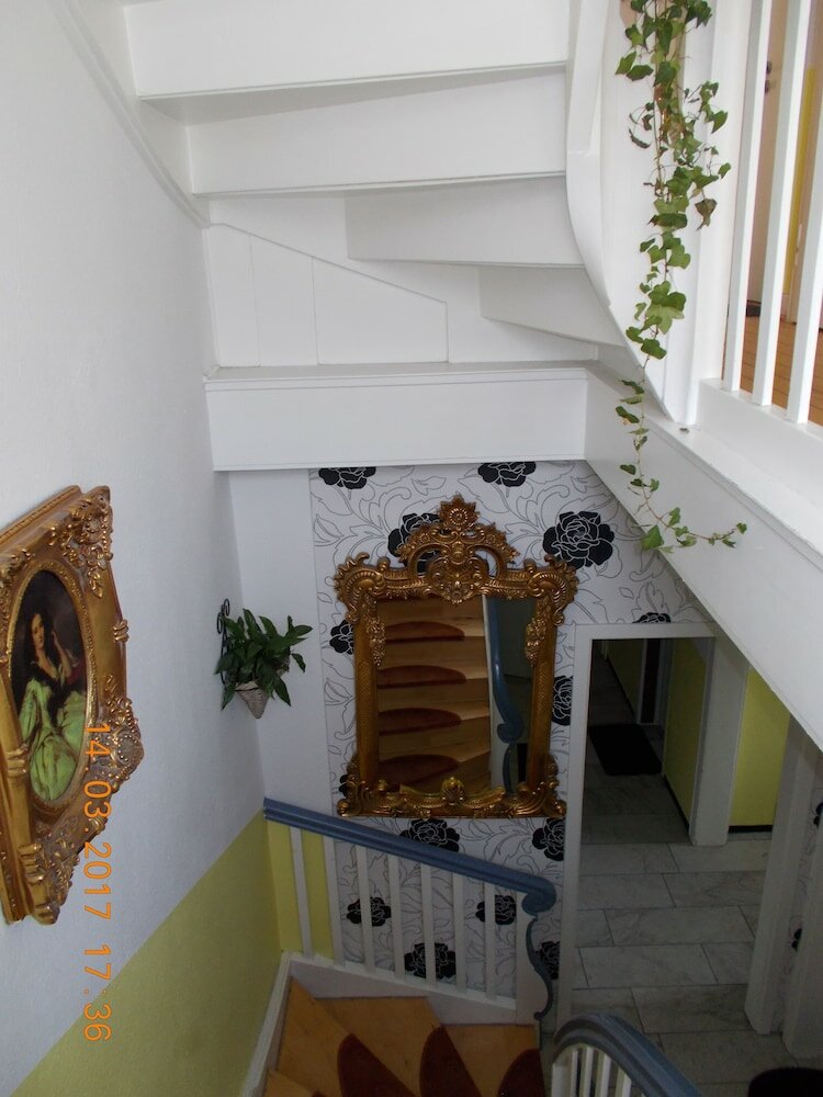 Фото A&s Ferienwohnungen Koblenzer Strasse