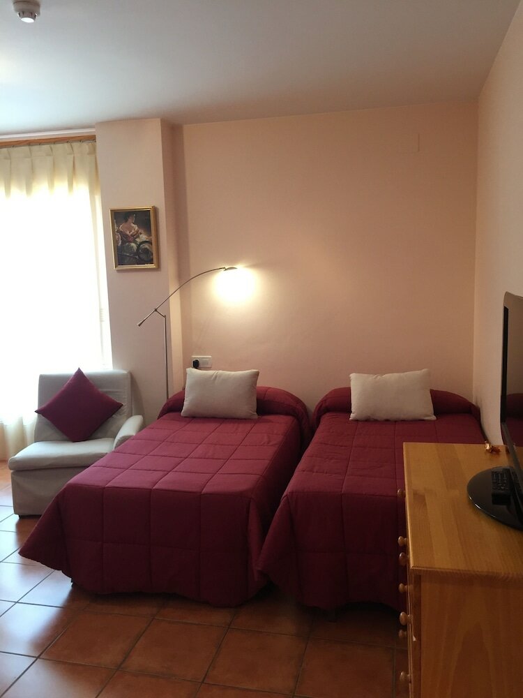 Фото Hotel Castellote