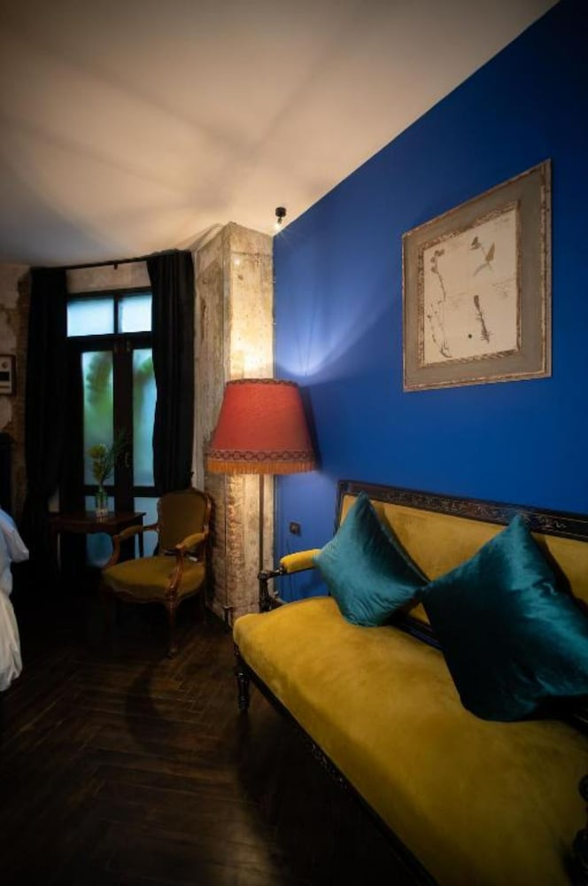 Фото Baan Tuk Din Hotel