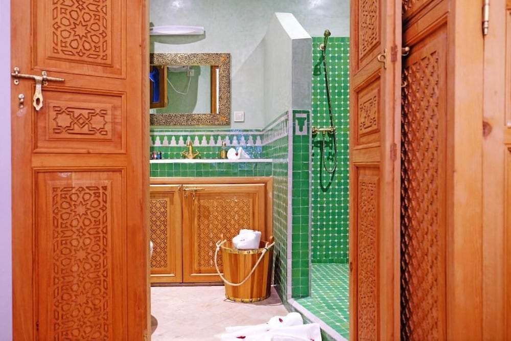 Фото Riad Zanouba
