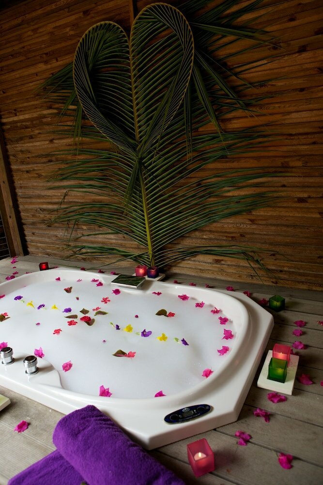 Фото Kuredu Resort and SPA