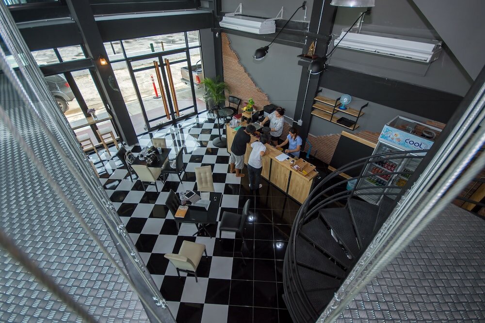 Фото The LogBook Room and Cafe