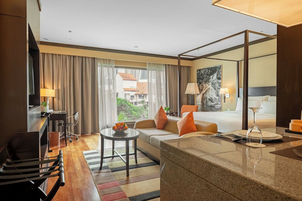 Фото MiCasa All Suite Hotel