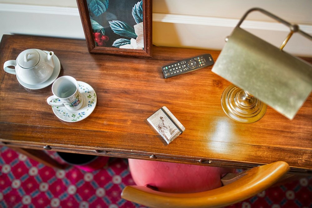 Фото Colony Hotel