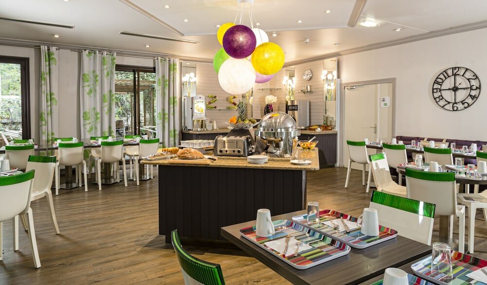 Фото Hotel Paris Louis Blanc