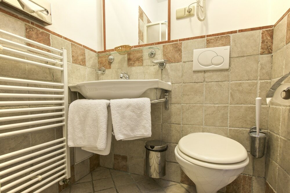 Фото Hotel Tivoli Prague