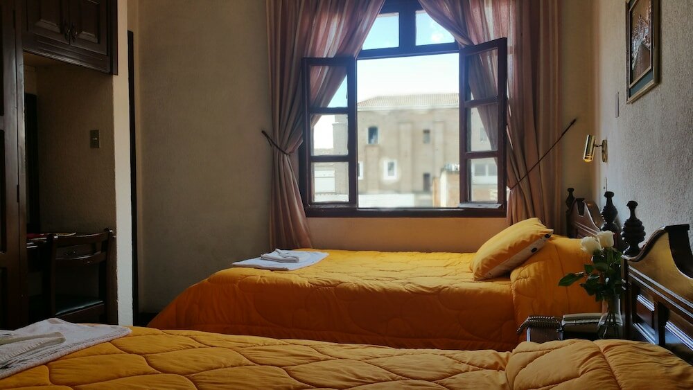 Фото Hotel Huasi Continental