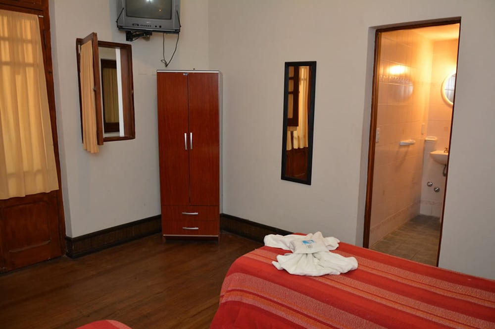 Фото Hotel La Giralda