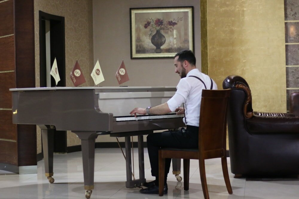 Фото New Nairi Hotel