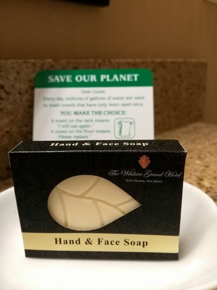 Фото The Wilshire Grand Hotel