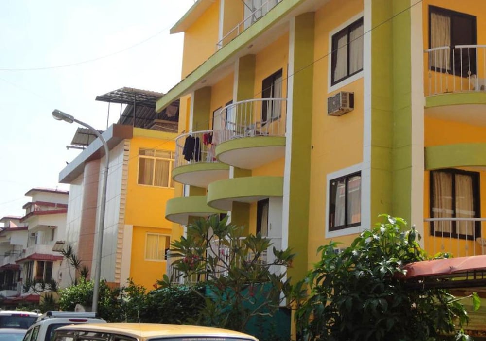 Фото Hotel Miramar, Miramar Beach, Goa