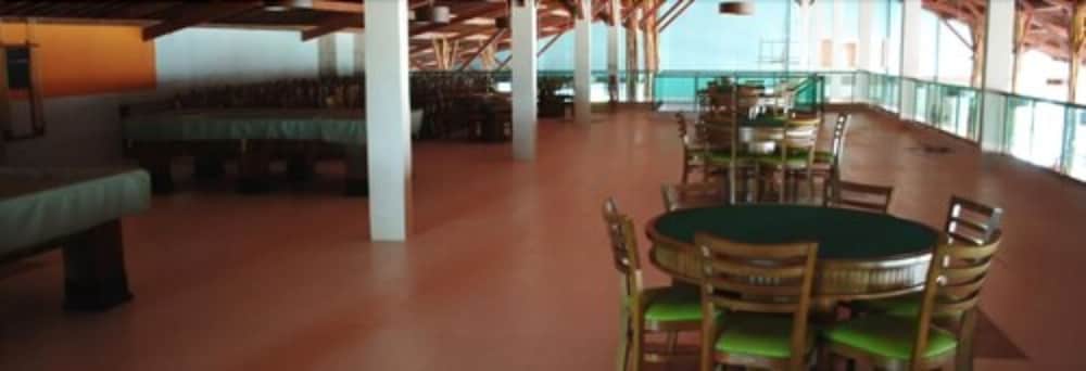 Фото Hotel Canarius de Gravatá